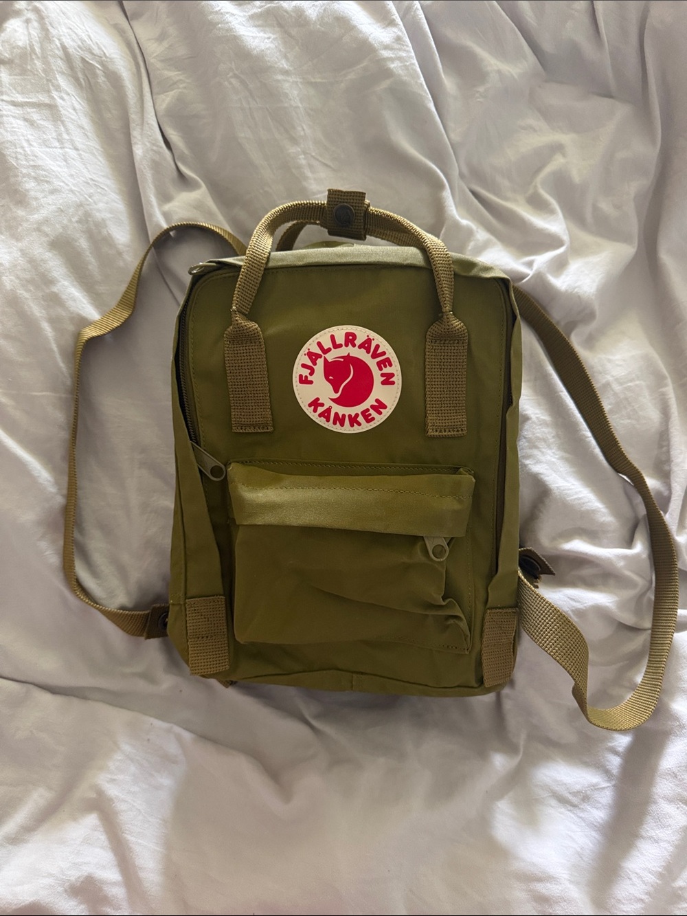 Fjallraven Kånken Mini Olive Green Backpack